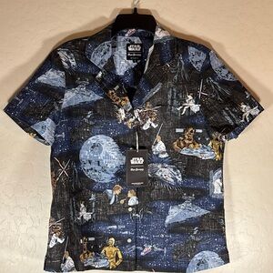 REYN SPOONER Star Wars Disney Classic Hawaiian Camp Shirt Galaxy Far Away Size M